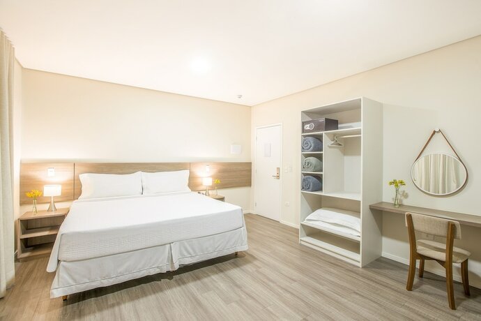 Imagen de la habitación del Hotel Sumar&eacute; Park. Foto 22