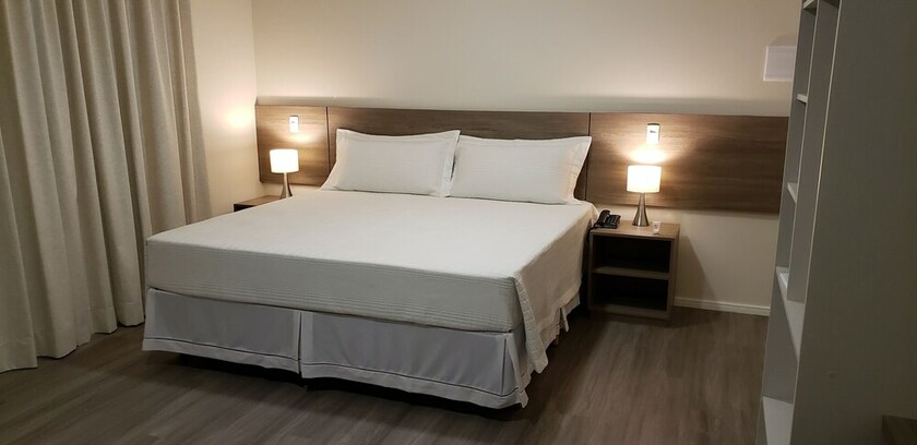 Imagen de la habitación del Hotel Sumar&eacute; Park. Foto 30