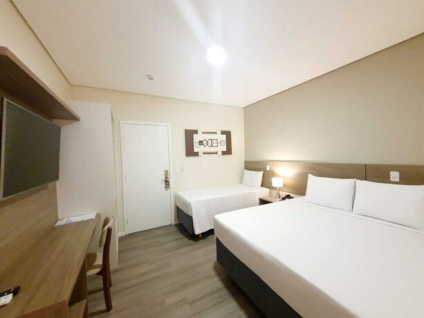 Imagen de la habitación del Hotel Sumar&eacute; Park. Foto 34