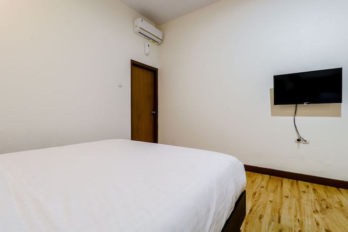 Imagen de la habitación del Hotel Sumaryo. Foto 16