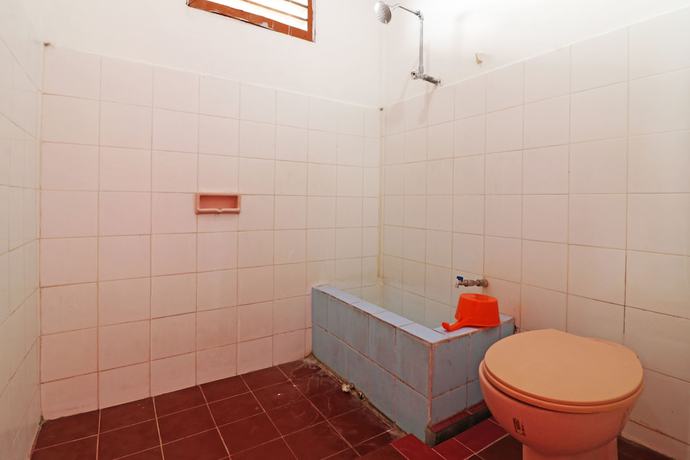 Imagen de la habitación del Hotel Sumber Pulo Mas. Foto 4