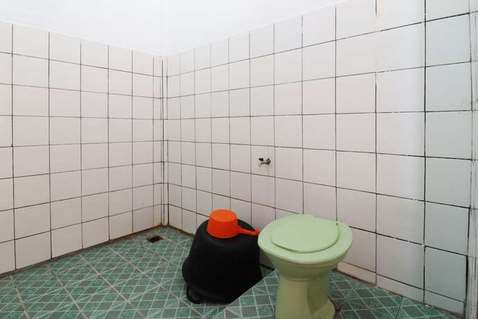 Imagen de la habitación del Hotel Sumber Pulo Mas. Foto 17