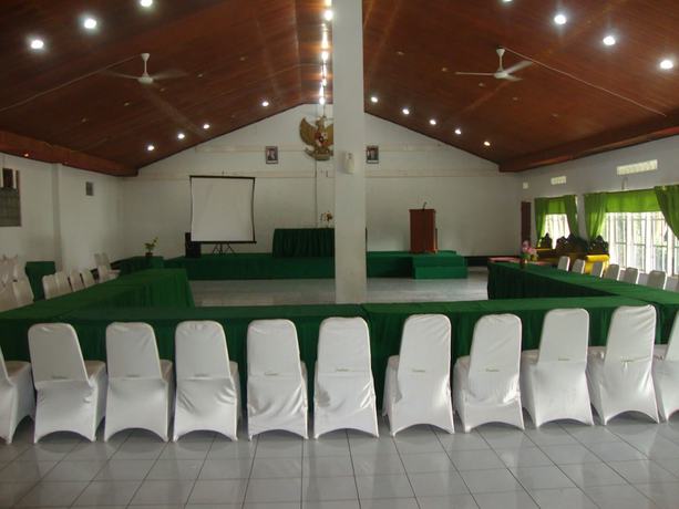 Imagen de los interiores del Hotel Suminar. Foto 18
