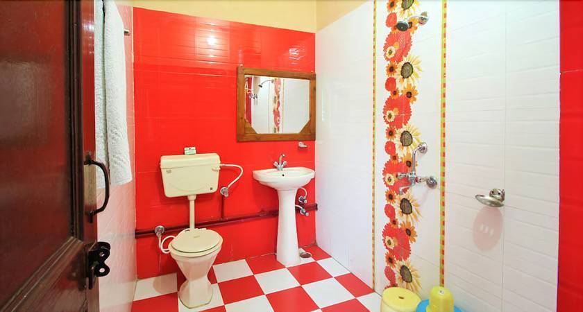 Imagen de la habitación del Hotel Sumit Kausani. Foto 14