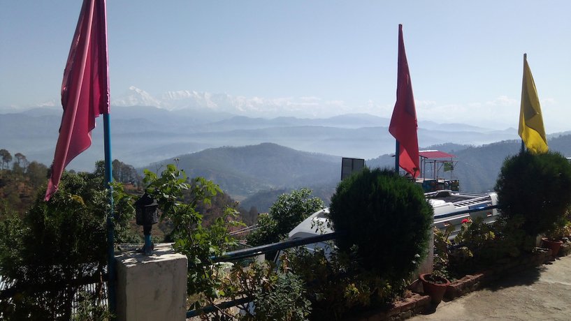 Imagen general del Hotel Sumit Kausani. Foto 9