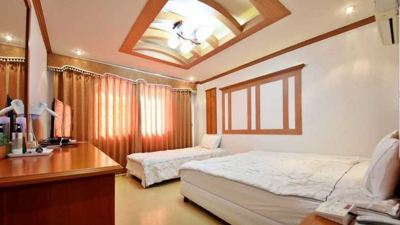 Imagen de la habitación del Hotel Sumjingang. Foto 13