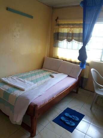 Imagen de la habitación del Hotel Summary Guest House. Foto 18