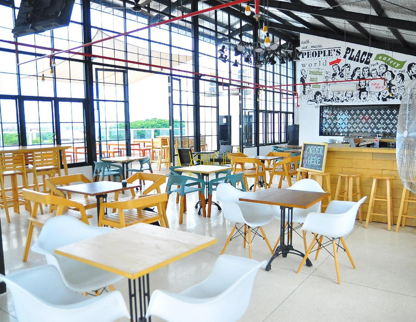 Imagen del bar/restaurante del Hotel Summer Bed & Breakfast. Foto 3