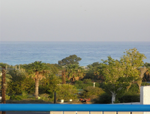 Imagen general del Hotel Summer Breeze, Gennadi. Foto 1