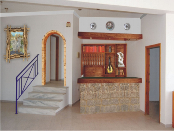Imagen de los interiores del Hotel Summer Breeze, Gennadi. Foto 16