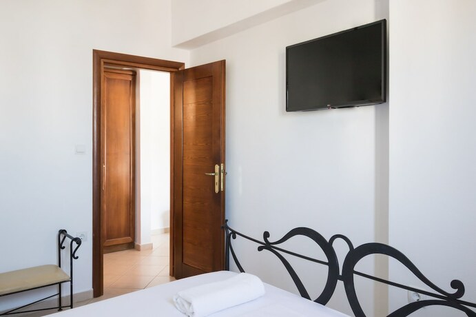 Imagen general del Hotel Summer Breeze, Kato Gyri. Foto 7