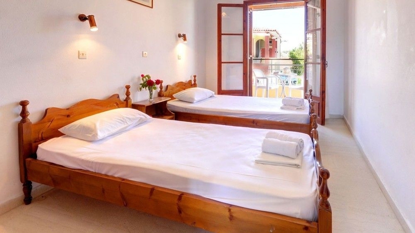 Imagen de la habitación del Hotel Summer Breeze, Kavos. Foto 2