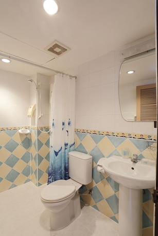 Imagen de la habitación del Hotel Summer Breeze, Patong Beach. Foto 3