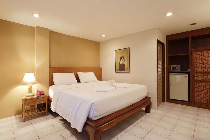 Imagen de la habitación del Hotel Summer Breeze, Patong Beach. Foto 7