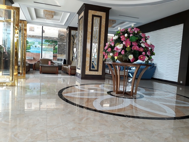 Imagen de los interiores del Hotel Summer Cua Lo. Foto 19