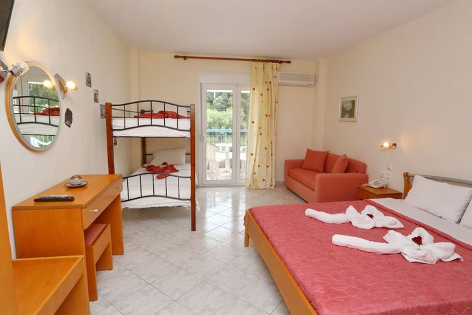 Imagen de la habitación del Hotel Summer Dream, Polychrono. Foto 8