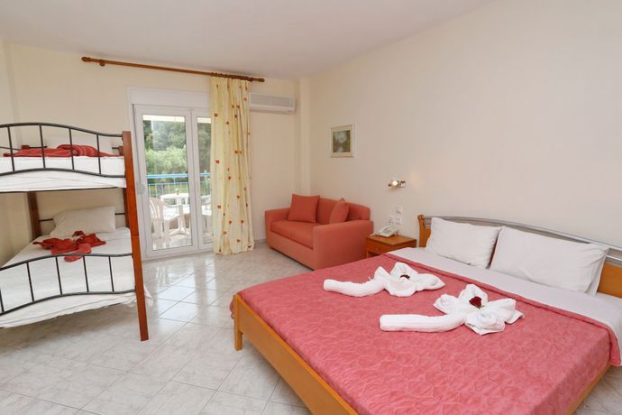 Imagen de la habitación del Hotel Summer Dream, Polychrono. Foto 11