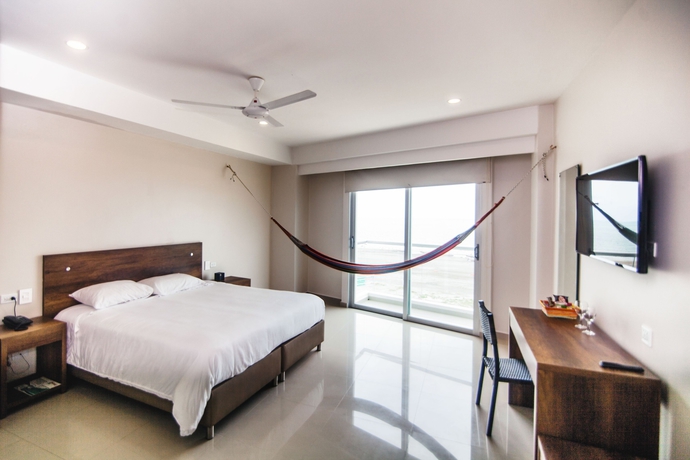 Imagen de la habitación del Hotel Summer Frente Al Mar. Foto 6