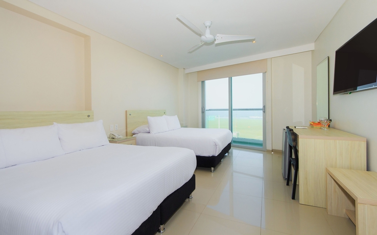 Imagen de la habitación del Hotel Summer Frente Al Mar. Foto 8