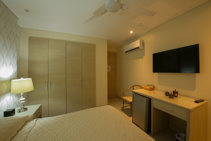 Imagen de la habitación del Hotel Summer Frente Al Mar. Foto 13