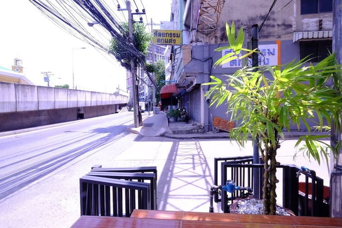 Imagen de los exteriores del Hotel Summer House, Bangkok. Foto 12
