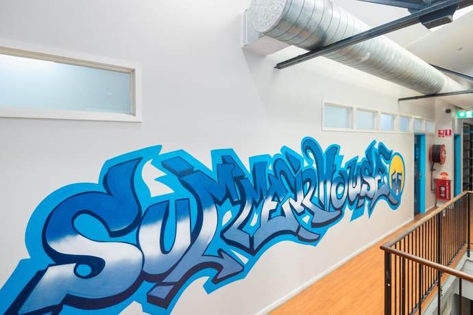 Imagen de los interiores del Hotel Summer House Brisbane - Hostel. Foto 8
