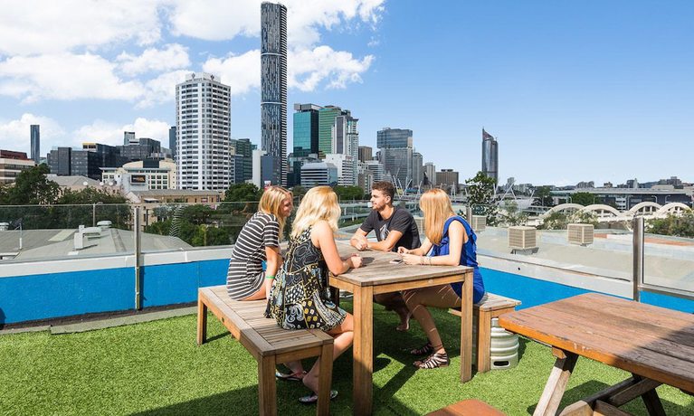 Imagen de los exteriores del Hotel Summer House Brisbane - Hostel. Foto 7