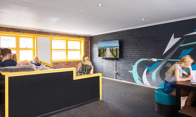 Imagen de los interiores del Hotel Summer House Brisbane - Hostel. Foto 9