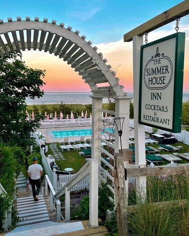 Imagen de la piscina del Hotel Summer House. Foto 19