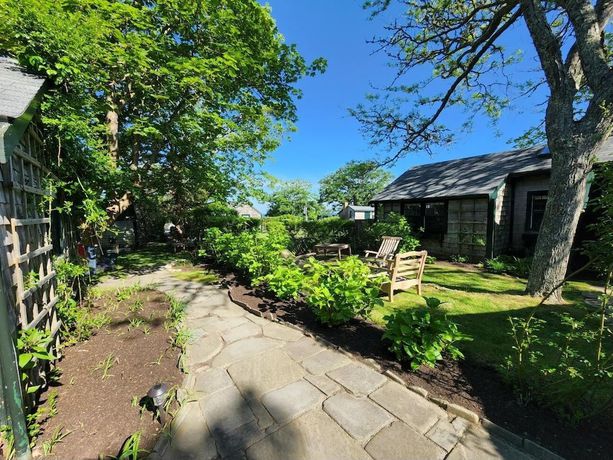 Imagen de la habitación del Hotel Summer House. Foto 15