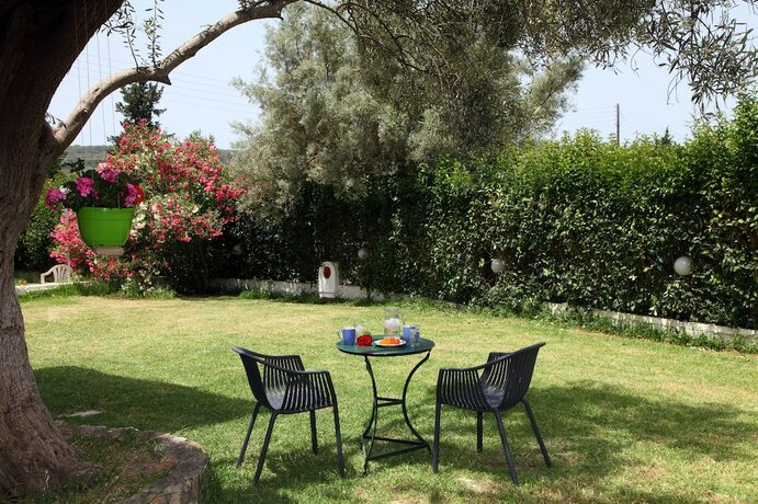 Imagen general del Hotel Summer House Louisa. Foto 8