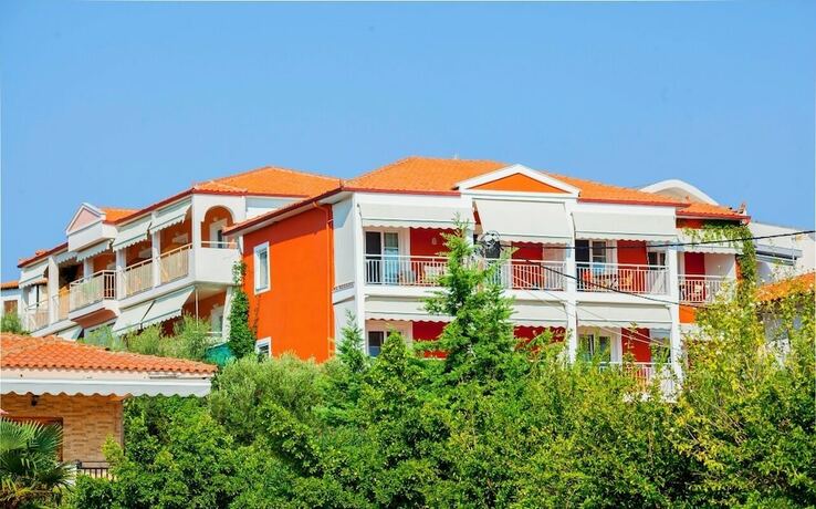Imagen general del Hotel Summer House Nikiti. Foto 5
