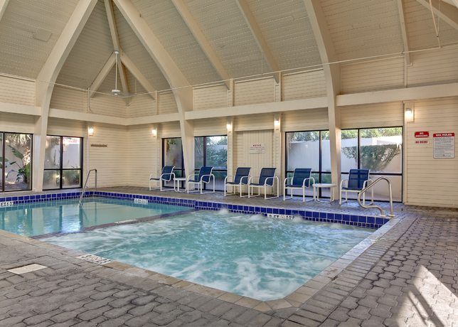 Imagen de la piscina del Hotel Summer House On Romar Beach By Wyndham Vacation Rentals. Foto 19
