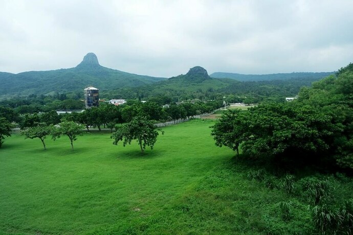 Imagen de la habitación del Hotel Summer Inn. Foto 17