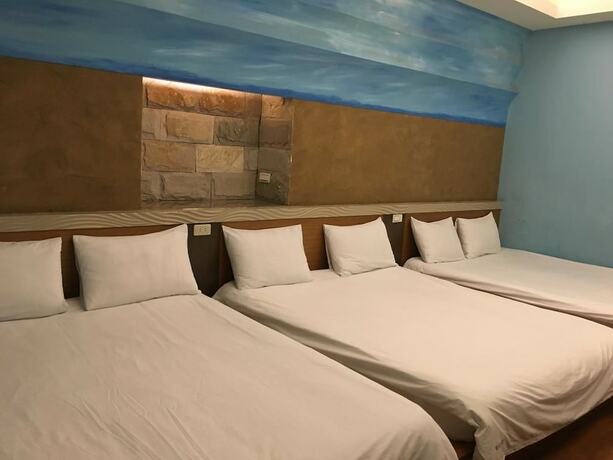 Imagen de la habitación del Hotel Summer Inn. Foto 25