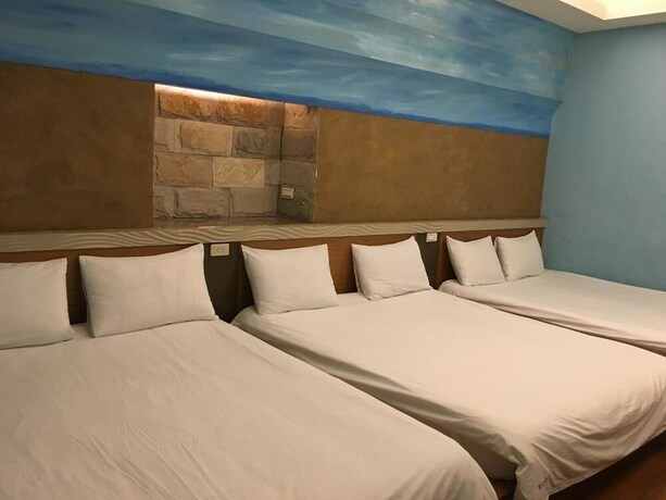 Imagen de la habitación del Hotel Summer Inn. Foto 30