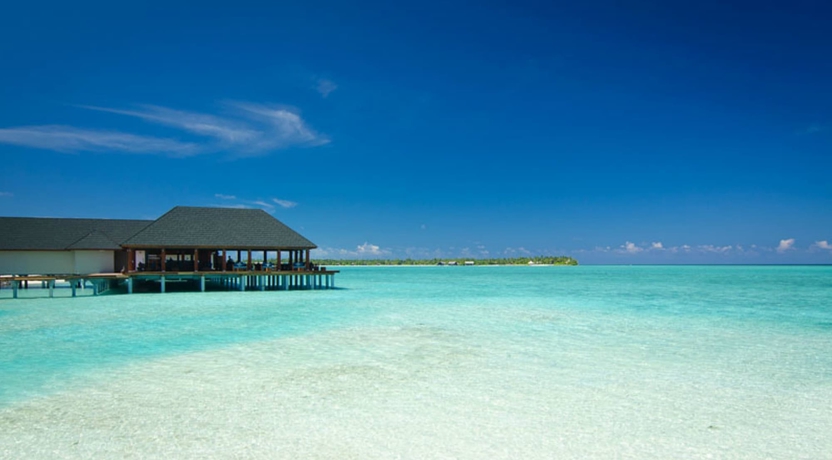 Imagen del bar/restaurante del Hotel Summer Island Maldives. Foto 5