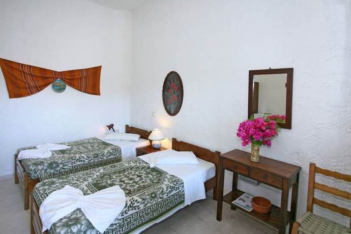 Imagen de la habitación del Hotel Summer Lodge. Foto 9
