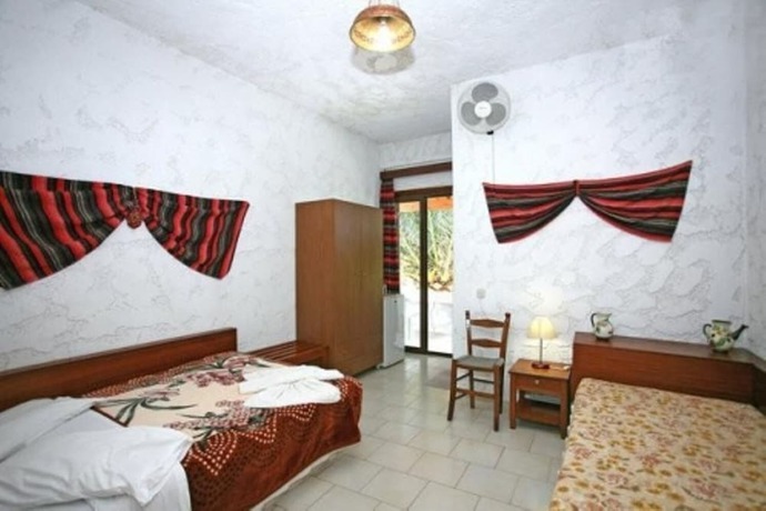 Imagen de la habitación del Hotel Summer Lodge. Foto 13