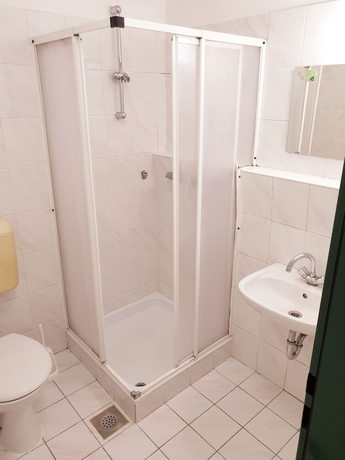 Imagen de la habitación del Hotel Summer Residence - Hostel. Foto 9