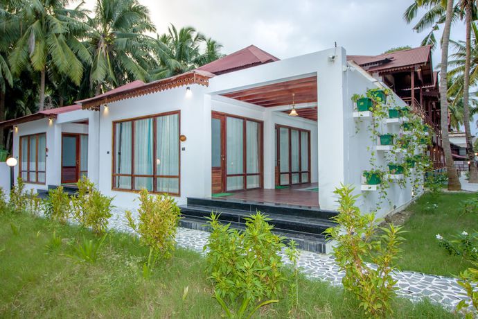 Imagen de la habitación del Hotel Summer Sands Beach Resort. Foto 10