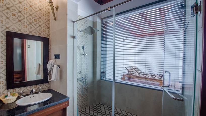 Imagen de la habitación del Hotel Summer Sands Beach Resort. Foto 16