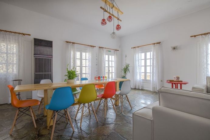 Imagen de los interiores del Hotel Summer Shades. Foto 18