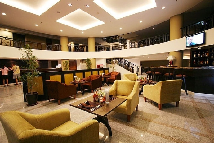 Imagen de los interiores del Hotel Summer Spring. Foto 16