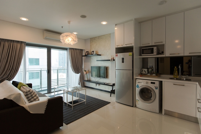 Imagen de la habitación del Hotel Summer Suites Bernice. Foto 1