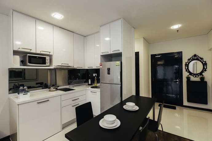 Imagen de la habitación del Hotel Summer Suites Bernice. Foto 8