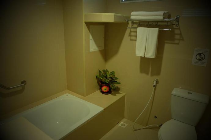 Imagen de la habitación del Hotel Summer Tree. Foto 2