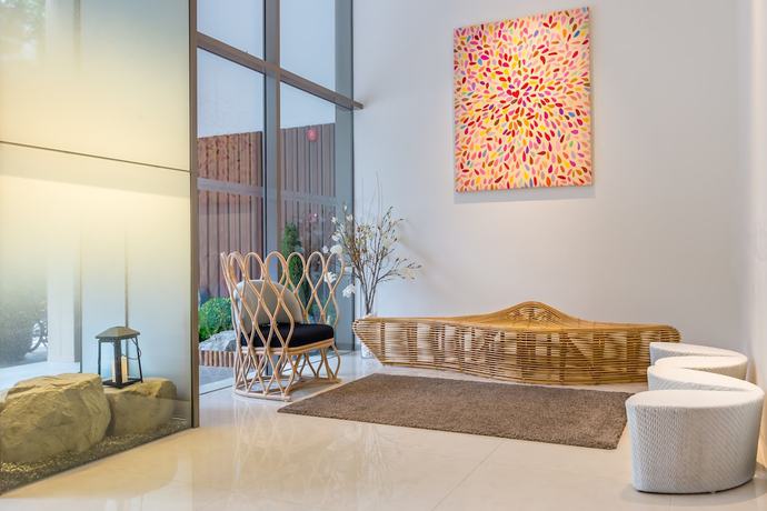 Imagen de los interiores del Hotel Summer View, Singapur. Foto 7