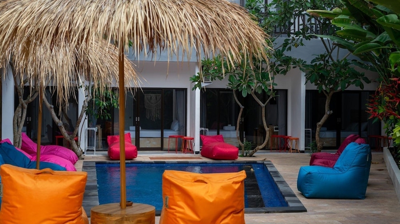 Imagen de la piscina del Hotel Summer of Surf. Foto 15