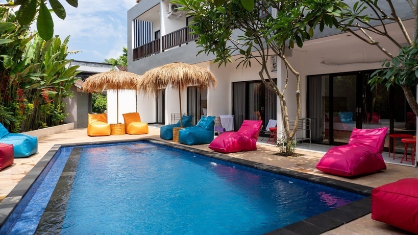 Imagen de la piscina del Hotel Summer of Surf. Foto 19